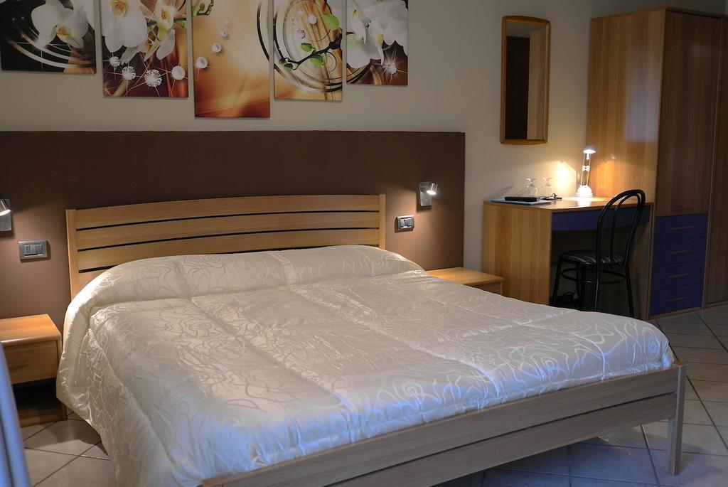 Bed and Breakfast Relais Bb Pacengo Lazise Exterior foto