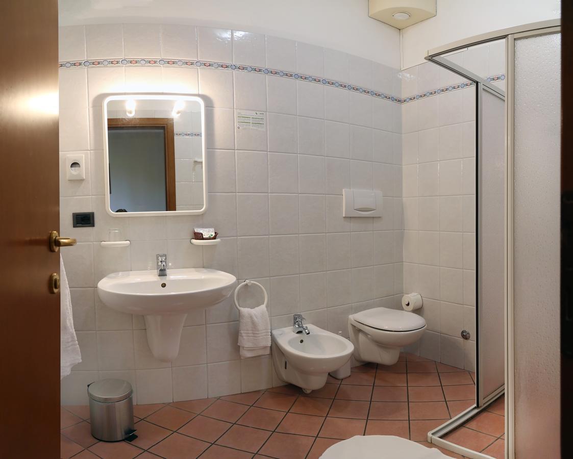 Bed and Breakfast Relais Bb Pacengo Lazise Exterior foto